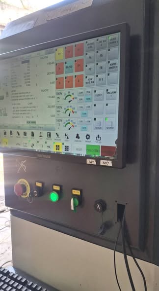 Thanh lý cnc 1 đầu thay dao tự động giá tốt