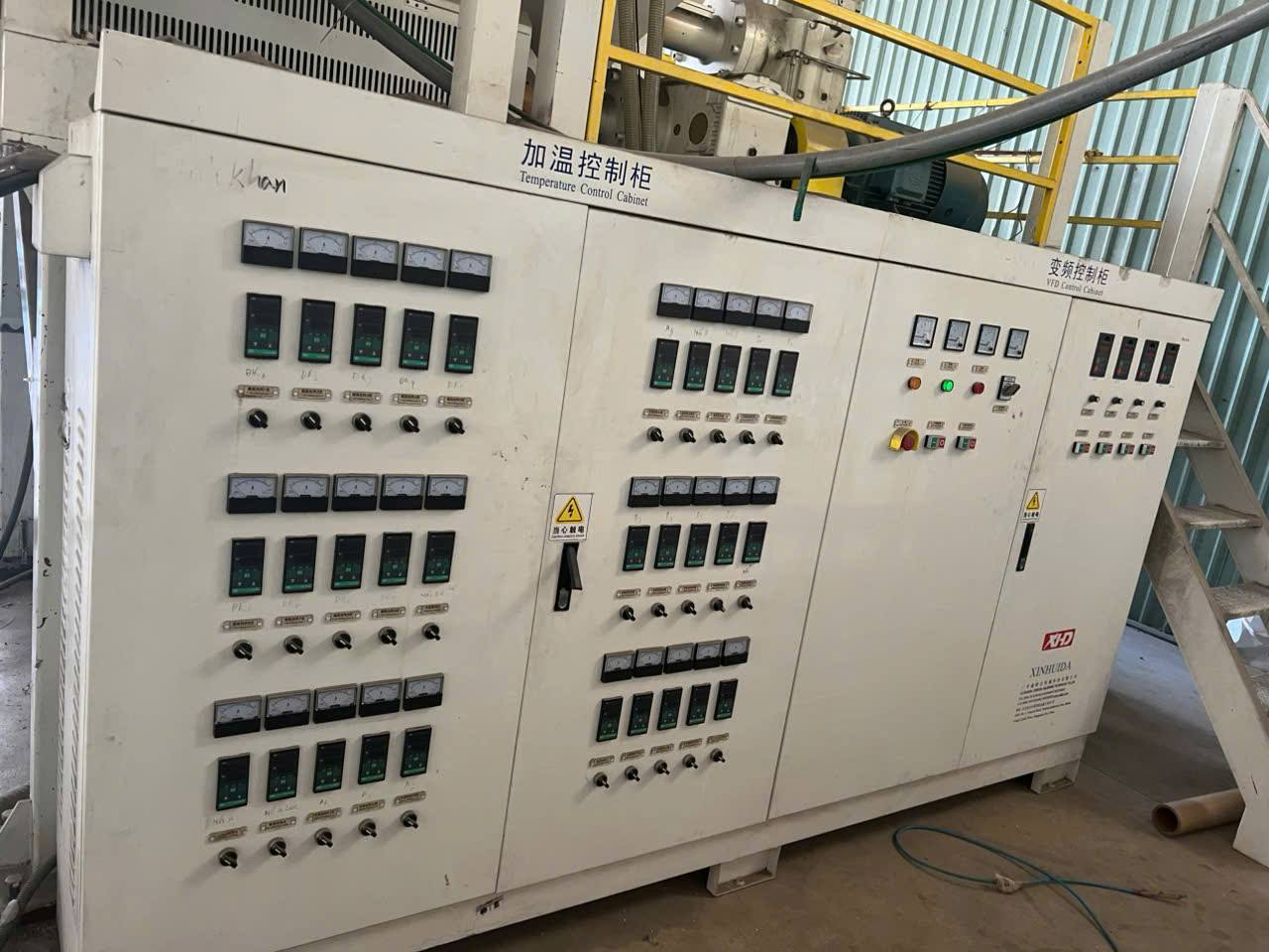 Thanh lý máy cán màng chít khổ 1,5 m XHD