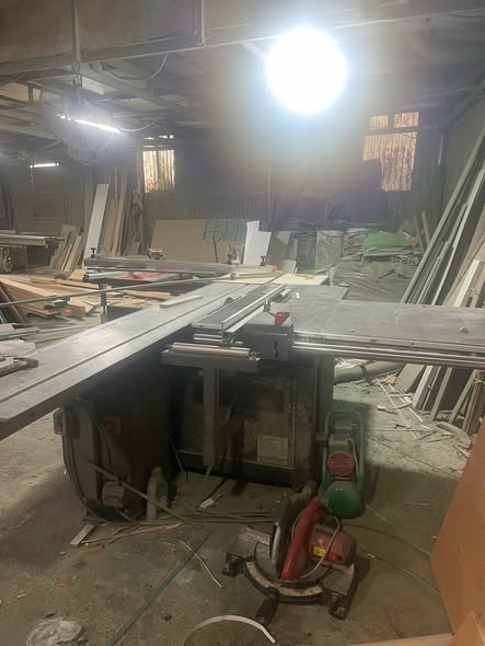 Thanh lí máy cưa bàn trượt, Hàng VIP cho ae đây.