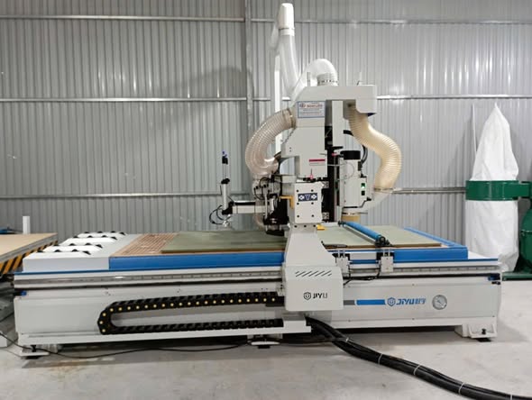 𝗠𝗮́𝘆 𝗰𝗮̆́𝘁 𝗖𝗡𝗖 𝟭 đ𝗮̂̀𝘂 𝘁𝗵𝗮𝘆 𝗱𝗮𝗼 𝘁𝘂̛̣ đ𝗼̣̂𝗻𝗴 𝗝𝗜𝗬𝗨 𝗖𝗛𝟭-𝟭𝟮𝗦 𝗖𝗢́ 𝗟𝗨 𝗧𝗬̀ 𝗩𝗔́𝗡