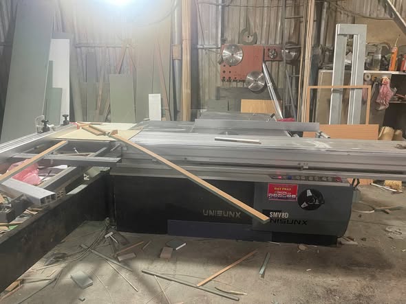 Thanh lí máy cưa bàn trượt, Hàng VIP cho ae đây.