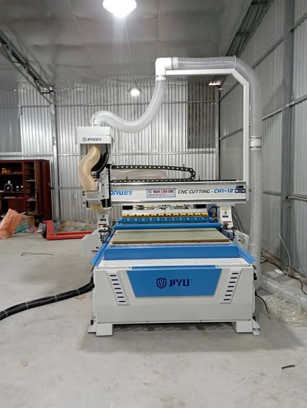 𝗠𝗮́𝘆 𝗰𝗮̆́𝘁 𝗖𝗡𝗖 𝟭 đ𝗮̂̀𝘂 𝘁𝗵𝗮𝘆 𝗱𝗮𝗼 𝘁𝘂̛̣ đ𝗼̣̂𝗻𝗴 𝗝𝗜𝗬𝗨 𝗖𝗛𝟭-𝟭𝟮𝗦 𝗖𝗢́ 𝗟𝗨 𝗧𝗬̀ 𝗩𝗔́𝗡