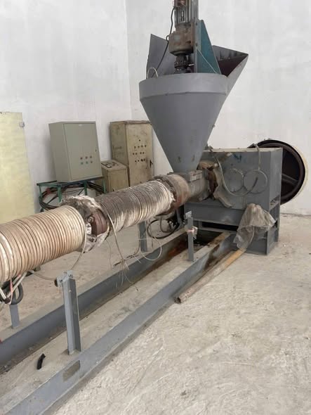 Thanh lý dàn tạo phòng