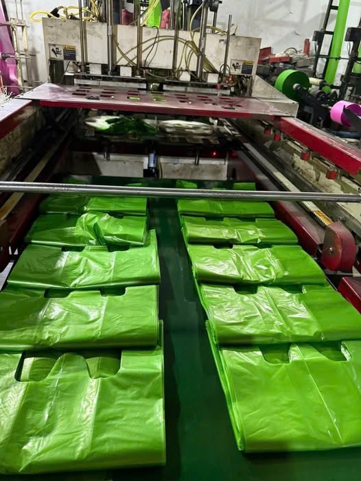 Thanh lý máy cắt 2 linen