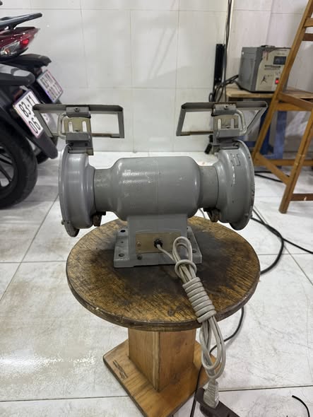 Thanh lí Mài 2 đá hitachi GT13