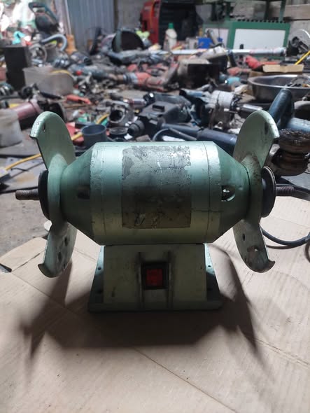 Bán máy mài 2 đá như hình