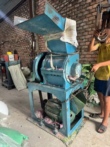 Thanh lý máy bằm 4 tấc.