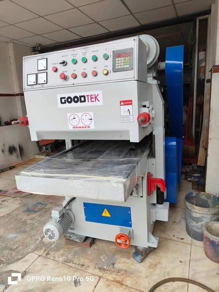 Máy bào 2 mặt 6 tấc dao thẳng và dao xoắn