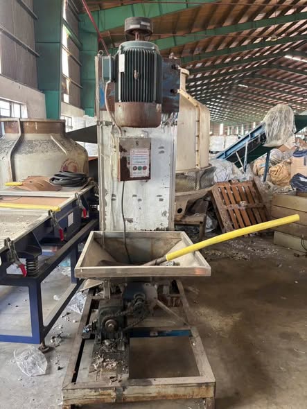 Máy vắt đứng 15kw