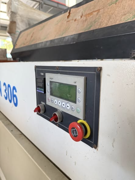 Thanh lí dán cạnh 4cn