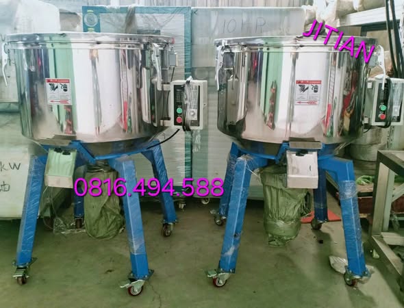 THANH LÝ MÁY TRỘN ĐỨNG