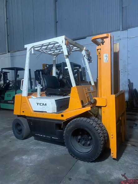 Bán xe : TCM 2 tấn số tự động , lốp kép zin 100%