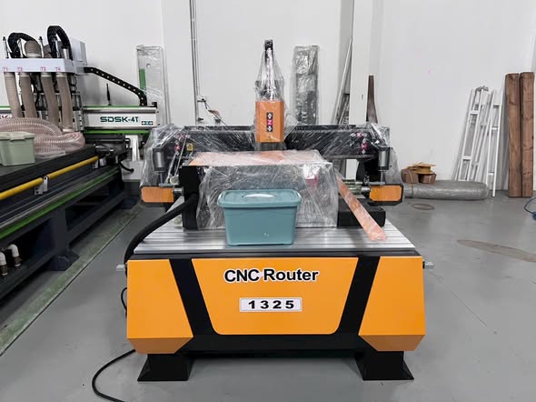 máy qc 1325 hàng về nhiều sẵn tại kho miền bắc và sg