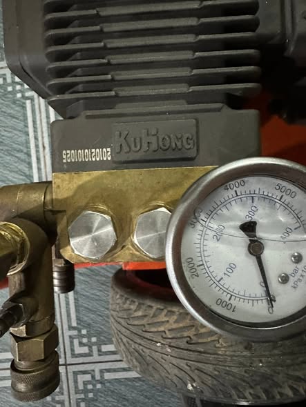 máy rửa cao áp KU HONG 3kW 4HP áp 160bar