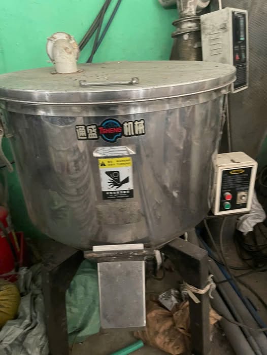 Thanh lý bồn trộn inox 100 kg