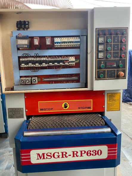 Nhám thùng khổ 630