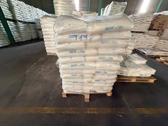 Bên em chuyên cung cấp hạt nhựa kỹ thuật cho ép phun – sản xuất công nghiệp