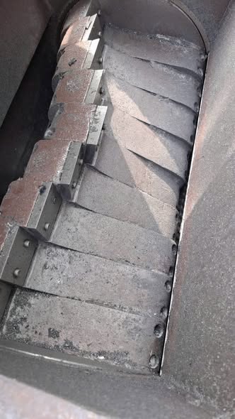 Máy bằm 7 tấc môtơ 37 kw cần bán