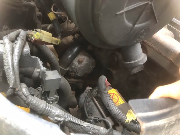 Chàobánxenâng: kOMATSU 2,5 tấn đời trừ 17 zin 100% Bãi Nhật