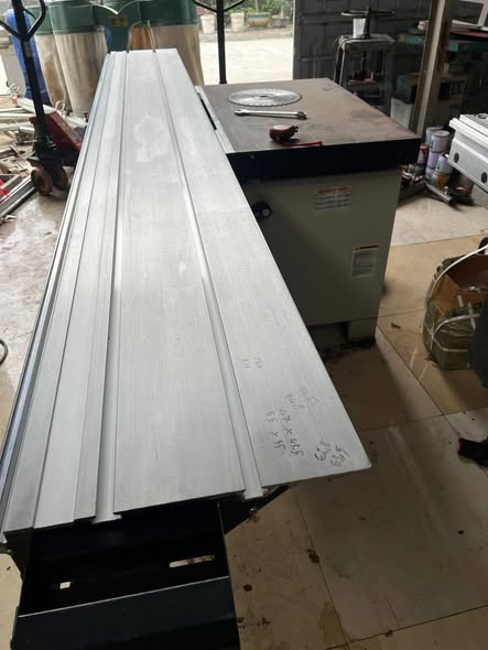 Thanh lý cho các bác em cưa bàn trượt haoda classic