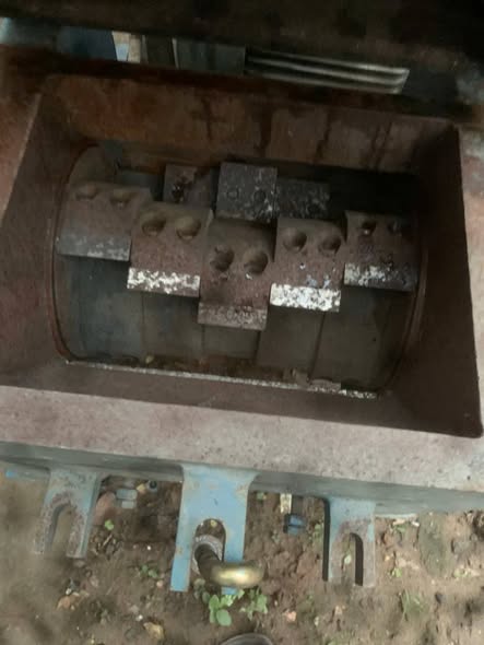 Thanh lý máy băm 3 tấc ,2 bánh đà.Mô tơ 4 kw