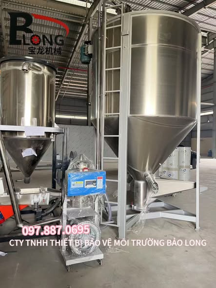 MÁY TRỘN ĐỨNG – TRỘN NHANH, ĐỀU, TIẾT KIỆM CHI PHÍ