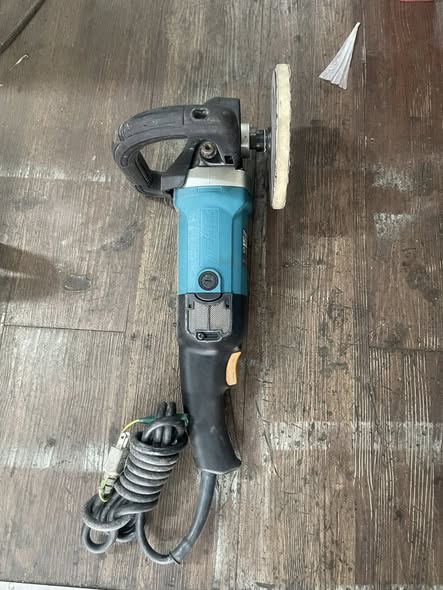 MÁY ĐÁNH BÓNG MAKITA 9237C