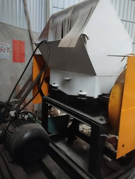 Thanh lý Máy băm 9tấc motor 37kw