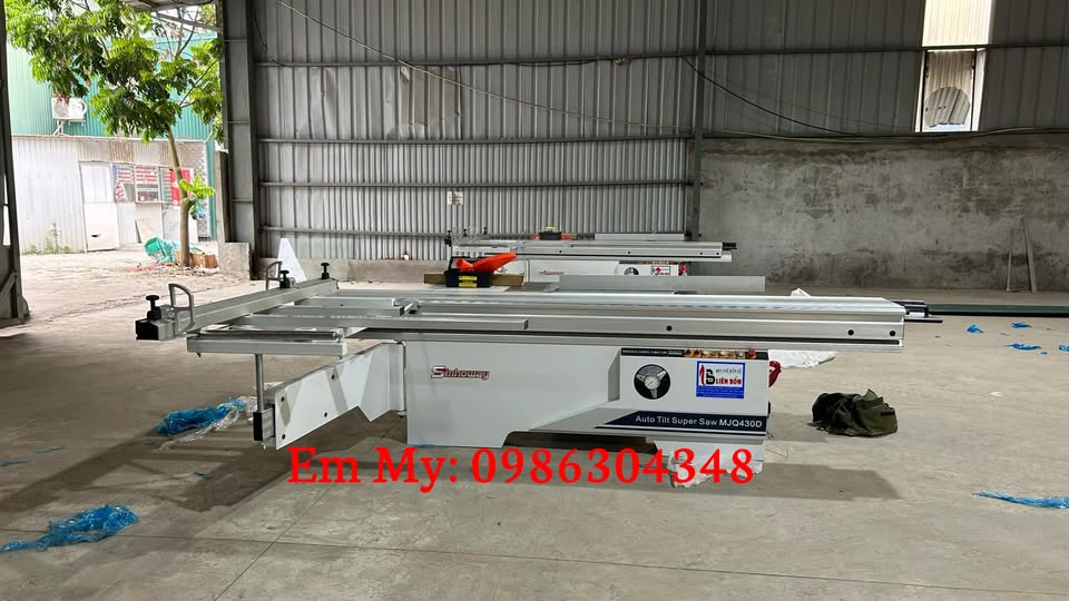 Máy cưa bàn trượt Simhoway