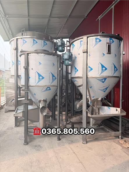 Máy trộn hạt nhựa bên em sẵn kho 500kg đến 10 tấn