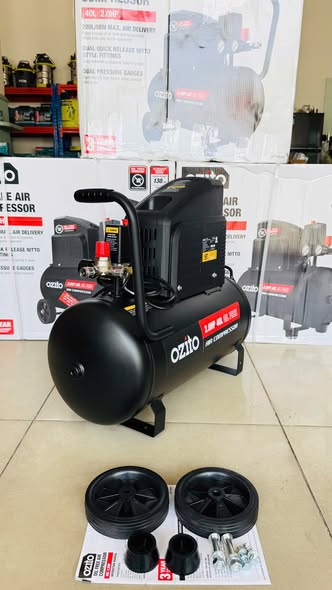 MÁY NÉN KHÍ KHÔNG DẦU 40 LÍT OZITO NHẬP ÚC. HÀNG MỚI.