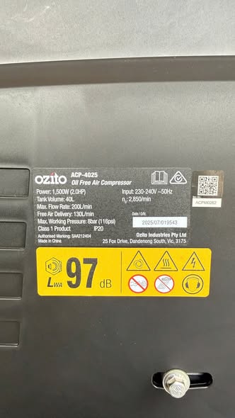 MÁY NÉN KHÍ KHÔNG DẦU 40 LÍT OZITO NHẬP ÚC. HÀNG MỚI.