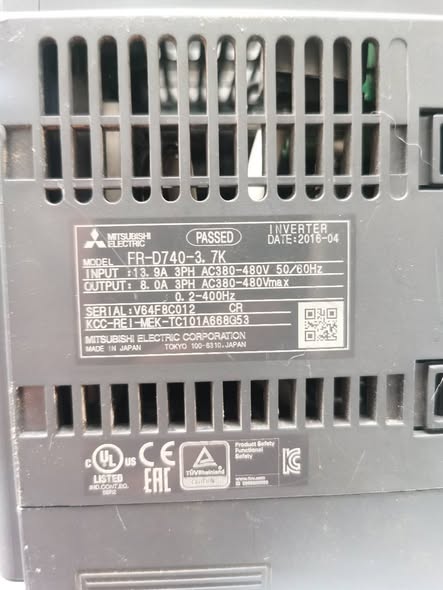 Biến tần mitsu D740 3.7kw 5hp chuẩn nhật zin , bao test chạy thoải mái