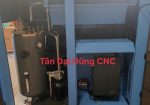 Máy nén khí trục vít 100HP hoạt động ổn định, chạy mạnh và êm.