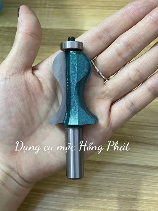 Mũi soi tay cầu thang được làm bằng hợp kim cao cấp