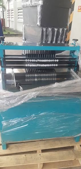 Máy rạch tấm khổ nhỏ, cắt mút xốp, bìa caton tấm rộng 700mm