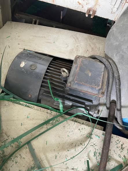 Thanh lý máy 8 tấc Việt Đài