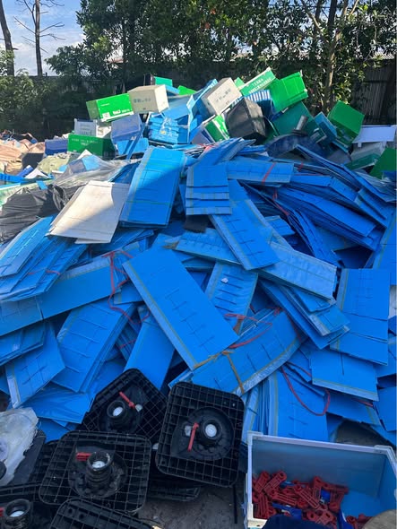 E Cần Mua SP này