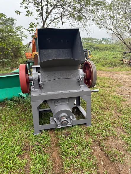 Thanh lý máy băm 6t động cơ đầy đủ