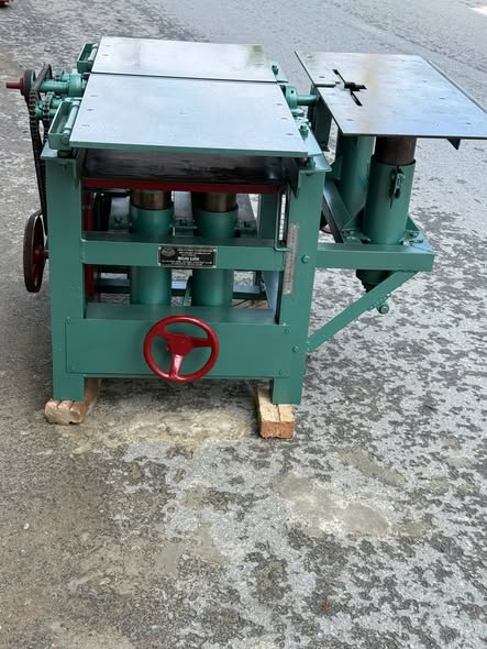 Thanh lý các loại máy cưa máy nén khí các loại