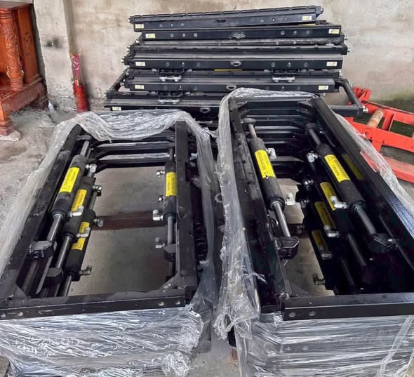 E chuyên cung cấp lốp nâng bãi Nhật: lốp kép, lốp đặc, lốp hơi, bãi, mới đầy đủ