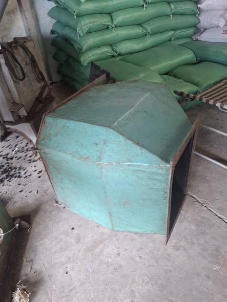 Xưởng em dư máy bằm 5 tất bụng bự