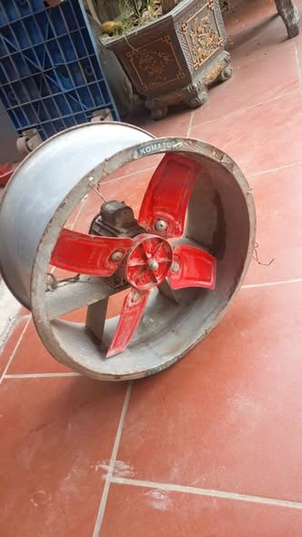 Quạt hút và thông gió komasu