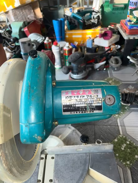 Cưa trượt Makita LS1011 lưỡi 255mm