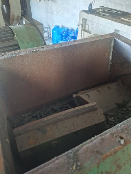 Xưởng em dư máy bằm 5 tất bụng bự