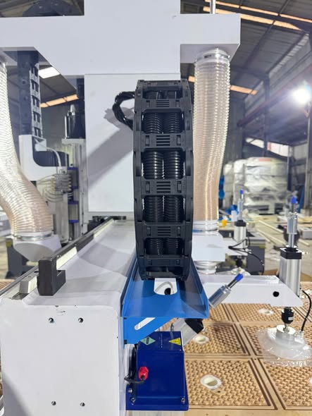 Máy Cắt CNC HP12J thêm nhiều nâng cấp mới