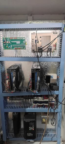 Cnc thay dao tự động bàn làm việc 13/28
