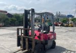 Bán xe nâng : NISSAN 1.8 tấn số sàn , dịch càng zin 100%