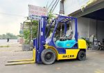 Bán xe nâng : KOMATSU 2.5 tấn số sàn , dịch giad zin 100%